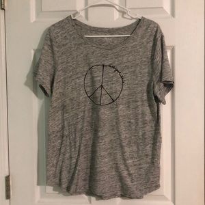 Women’s Old Navy EveryWhere Graphic Tee